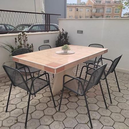 Apartment Dora-100M From The Central Beach Макарска Экстерьер фото